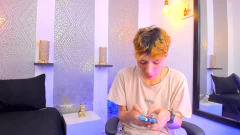    online show from 12-18-24, 04:31