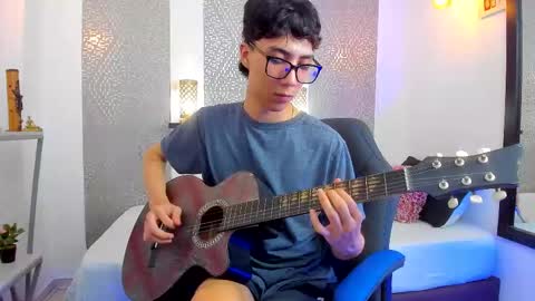    online show from 02-10-25, 07:15