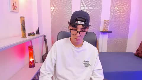    online show from 10-17-25, 04:59