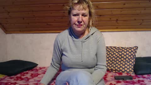 Nikole1 online show from 12-16-24, 11:12