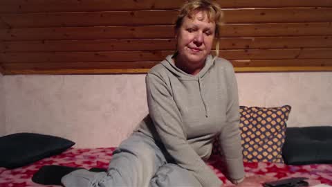Nikole1 online show from 12-16-24, 02:16
