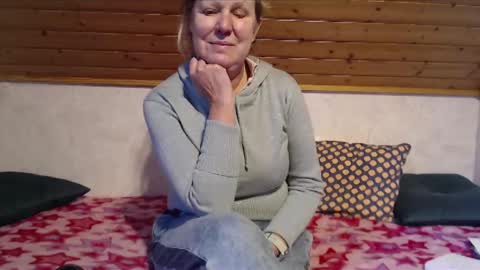 Nikole1 online show from 12-17-24, 10:23