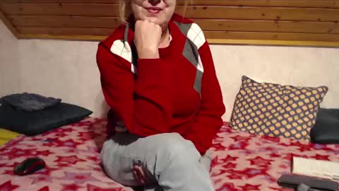 Nikole1 online show from 12-22-24, 03:33