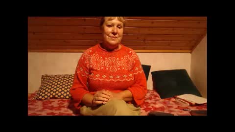 Snapshot of nikole111 chatting on 10-21-25, 03:02 Nikole1 online show from 10-21-25, 03:02