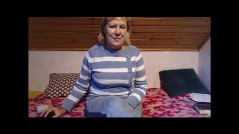 Snapshot of nikole111 chatting on 10-29-25, 11:23 Nikole1 online show from 10-29-25, 11:23