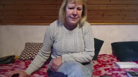 Snapshot of nikole111 chatting on 11-15-25, 10:23 Nikole1 online show from 11-15-25, 10:23