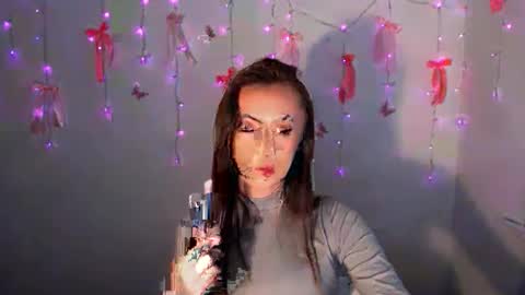 nikonara_ online show from 12-18-25, 12:55