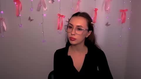 nikonara_ online show from 04-15-26, 11:50