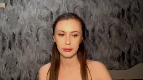 nikonara_ online show from 06-15-26, 07:27