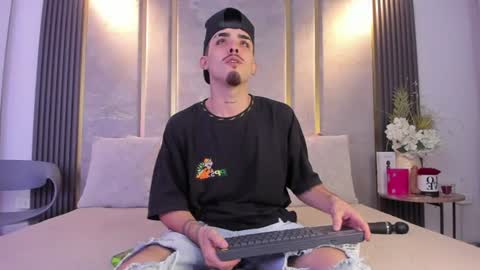 Niko Stone online show from 06-24-26, 04:00
