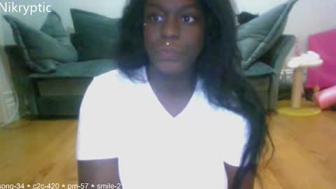 Nikole online show from 10-22-25, 07:08