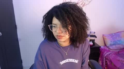 Nicole    GTM-5 1100 pm - 700 am online show from 01-21-25, 09:24