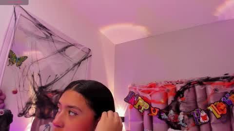 Niky Brooks online show from 10-26-25, 12:00