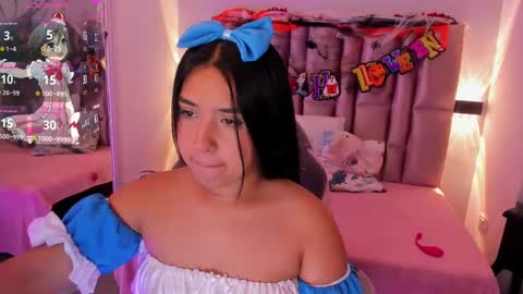 Niky Brooks online show from 10-31-25, 08:37