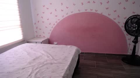 nila online show from 10-12-25, 03:00