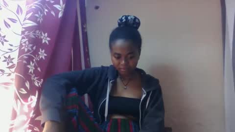 Snapshot of nilahmarie chatting on 09-10-25, 11:32 nilah online show from 09-10-25, 11:32