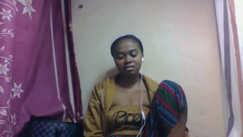 Snapshot of nilahmarie chatting on 09-15-25, 06:52 nilah online show from 09-15-25, 06:52