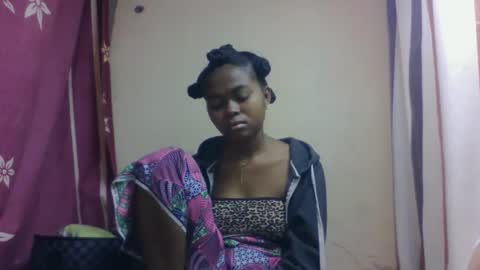 Snapshot of nilahmarie chatting on 09-29-25, 09:58 nilah online show from 09-29-25, 09:58