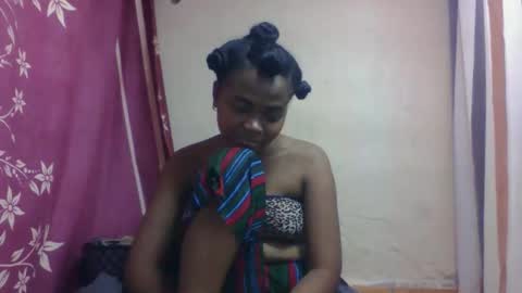 Snapshot of nilahmarie chatting on 09-30-25, 10:09 nilah online show from 09-30-25, 10:09