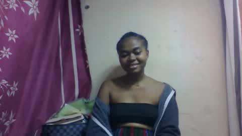 Snapshot of nilahmarie chatting on 10-04-25, 06:39 nilah online show from 10-04-25, 06:39