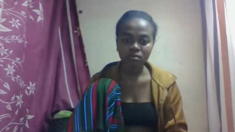 Snapshot of nilahmarie chatting on 10-07-25, 05:54 nilah online show from 10-07-25, 05:54
