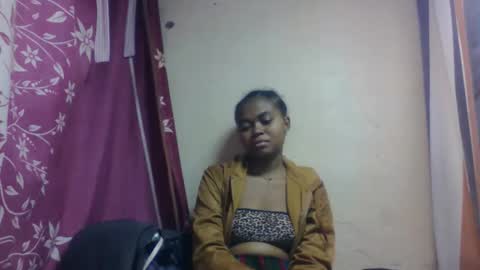 Snapshot of nilahmarie chatting on 10-10-25, 06:07 nilah online show from 10-10-25, 06:07