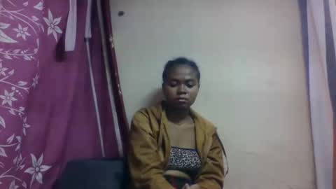 Snapshot of nilahmarie chatting on 10-11-25, 06:39 nilah online show from 10-11-25, 06:39