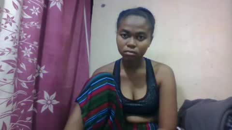 Snapshot of nilahmarie chatting on 10-21-25, 02:45 nilah online show from 10-21-25, 02:45