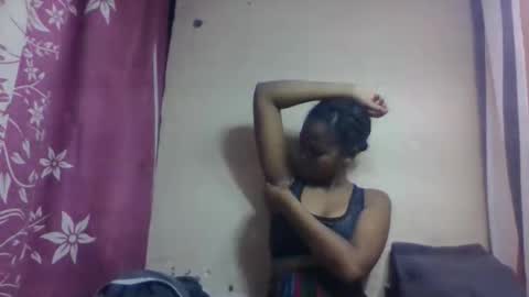 Snapshot of nilahmarie chatting on 10-21-25, 02:51 nilah online show from 10-21-25, 02:51