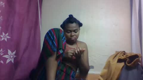 Snapshot of nilahmarie chatting on 10-23-25, 07:01 nilah online show from 10-23-25, 07:01