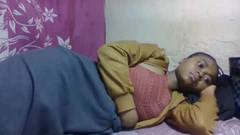 Snapshot of nilahmarie chatting on 10-25-25, 02:52 nilah online show from 10-25-25, 02:52