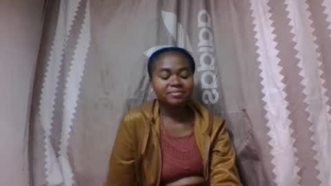 Snapshot of nilahmarie chatting on 10-25-25, 06:46 nilah online show from 10-25-25, 06:46