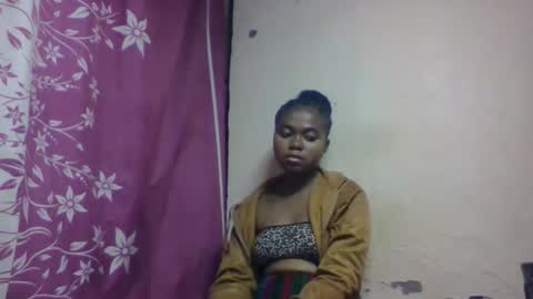 Snapshot of nilahmarie chatting on 10-29-25, 09:05 nilah online show from 10-29-25, 09:05