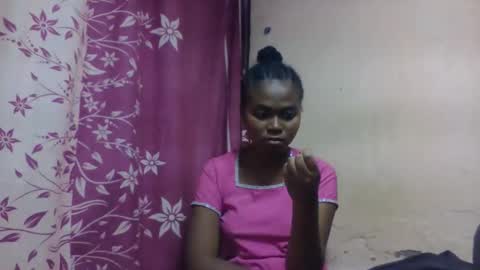 Snapshot of nilahmarie chatting on 11-02-25, 08:17 nilah online show from 11-02-25, 08:17