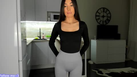 Bella online show from 02-12-25, 12:48