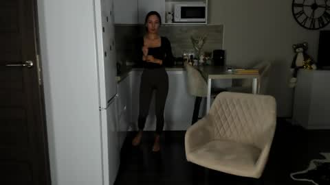 Bella online show from 05-11-26, 06:27