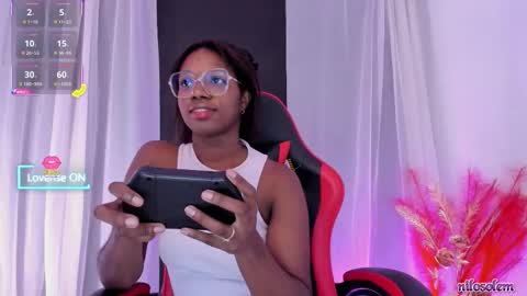 Snapshot of nilosolem12 chatting on 10-23-25, 08:40 nilo solem online show from 10-23-25, 08:40