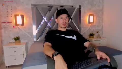 Nils online show from 11-17-25, 03:01