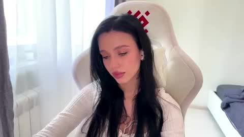 Milla online show from 03-12-26, 08:42