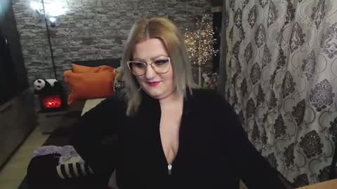 Blonde Nimpho online show from 01-14-25, 08:52