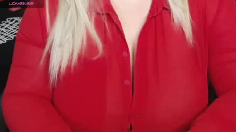 Blonde Nimpho online show from 05-08-26, 08:19