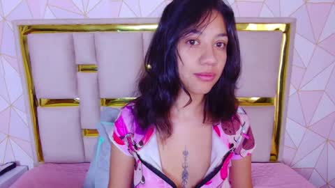 Nina Carther online show from 05-10-26, 10:53