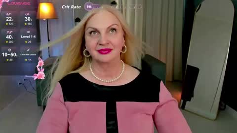 Nina online show from 09-10-25, 09:09