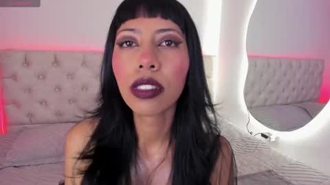 Nina Fox  online show from 11-13-25, 12:59