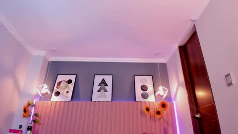 nina_ford_ online show from 04-30-26, 03:13