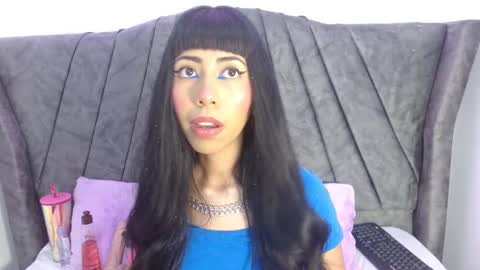 nina_fox69 online show from 09-13-25, 12:27