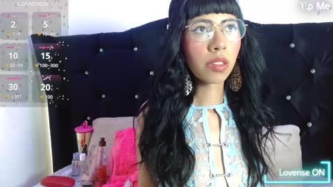 nina_fox69 online show from 09-16-25, 12:28