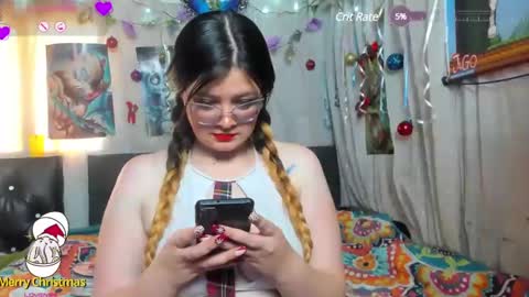Nina Gauther  online show from 12-11-24, 05:04