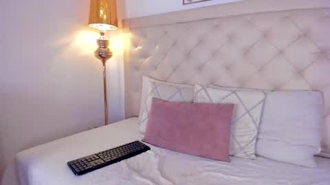 nina joyce online show from 04-30-26, 07:31