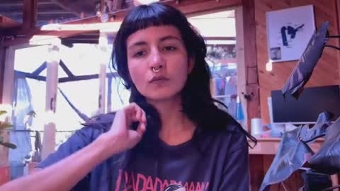 Nina.  online show from 05-04-26, 09:44